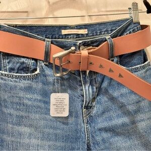 NWT FREE PEOPLE Rose belt. Size M/L